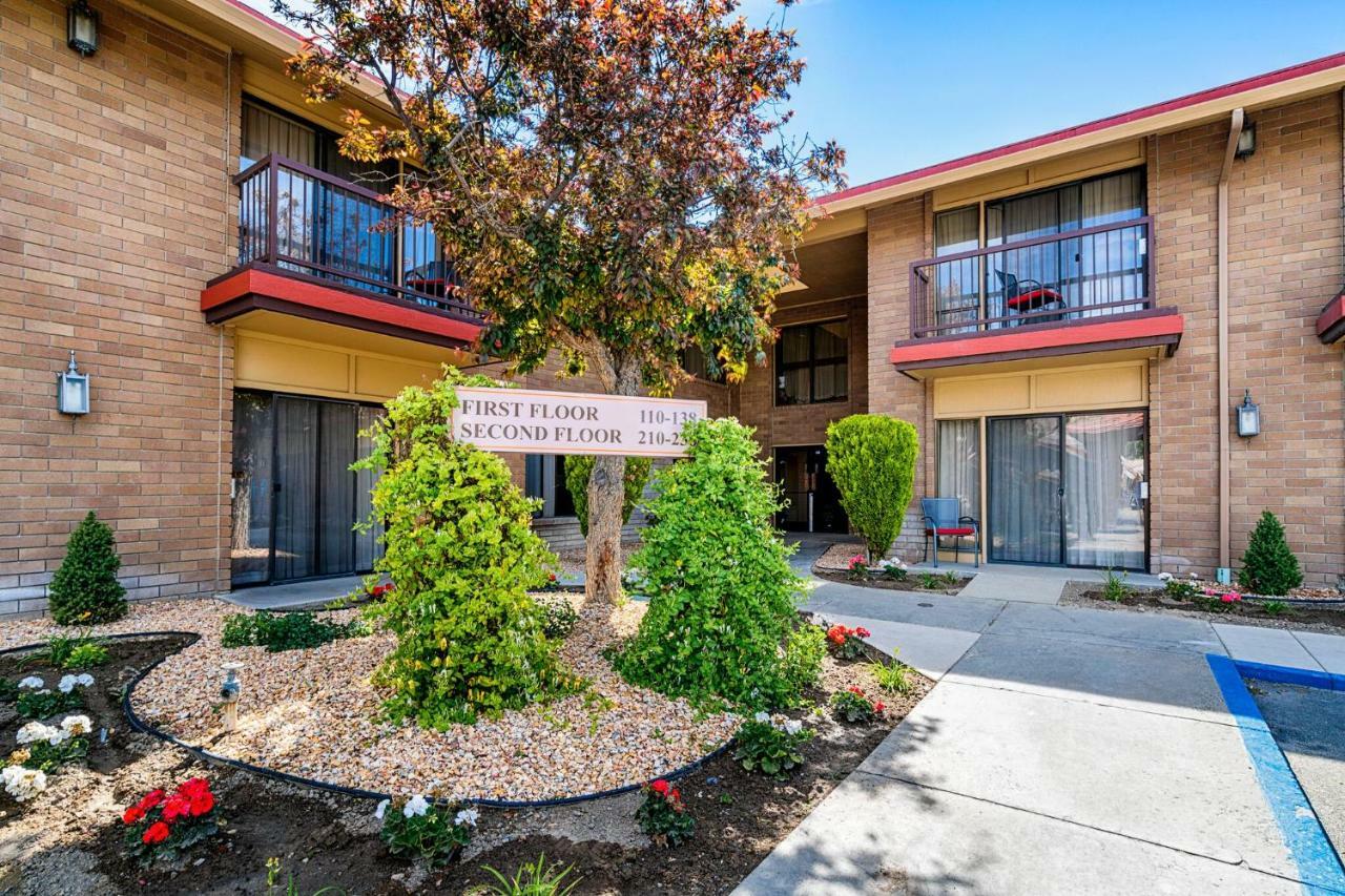 Winnemucca Inn & Casino Exterior foto